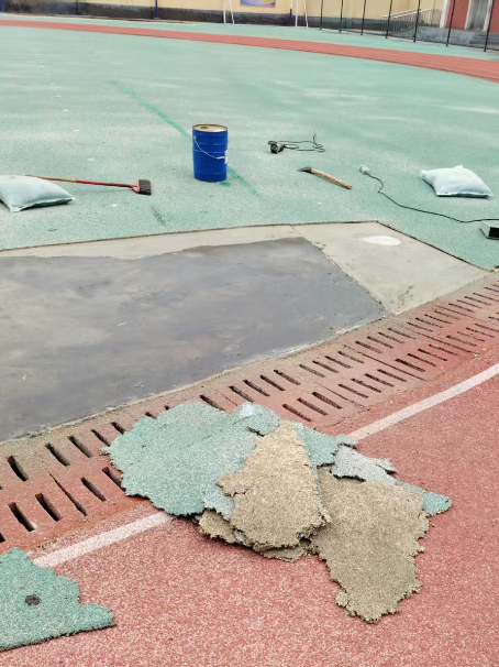 楚雄球场翻新维修补、球场翻新修补改造